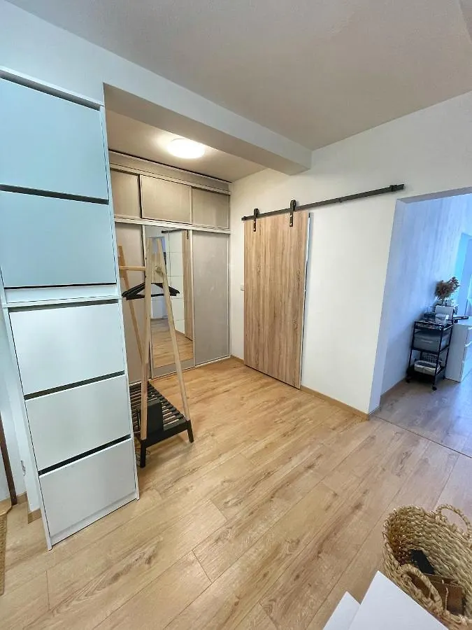 Tara Apartment Karlsbad 0*,